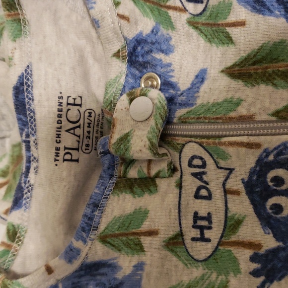 18-24 Months And 2T Sleepers Onesie 5 Pieces - Picture 8 of 10